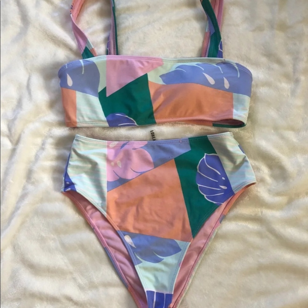 Bathing suit